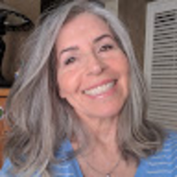 Meet your Posher, Karen - Picture 1 of 1